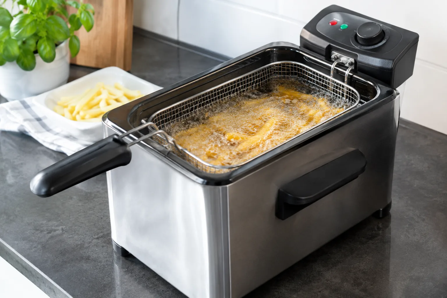 Haeufige Anfaengerfehler vermeiden beim Frittieren mit der Fritteuse